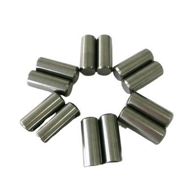 Boutons de carbure de tungstène de qualité supérieure avec TRS > 3000 N/mm3, dureté 85-92 HRA et surface polie pour les broches HPGR