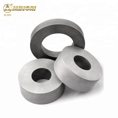 Matrice de carbure de tungstène et matrice de perforation de carbure avec WC + matériau cobalt pour une bonne résistance à l'usure et une résistance élevée à la flexion